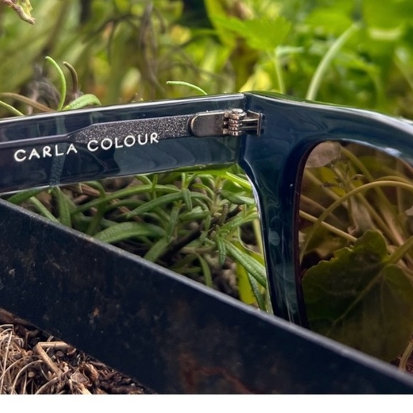 Carla Colour “Barton” sunglasses in Indigo Blue - Picture 5 of 6